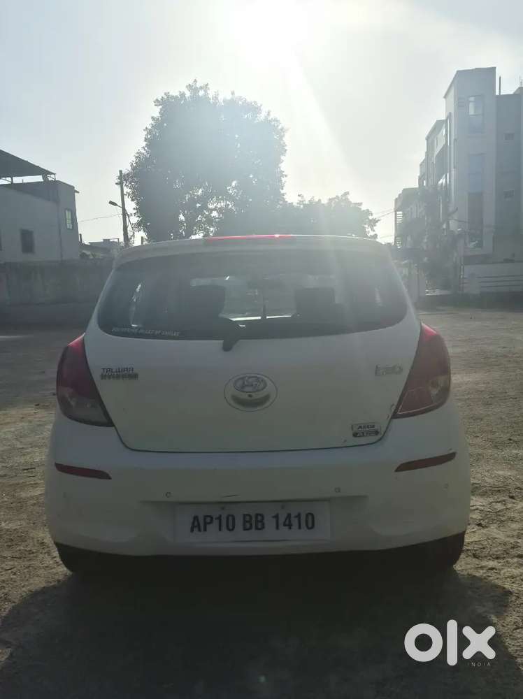 Hyundai I20 Asta Petrol Manual 2012