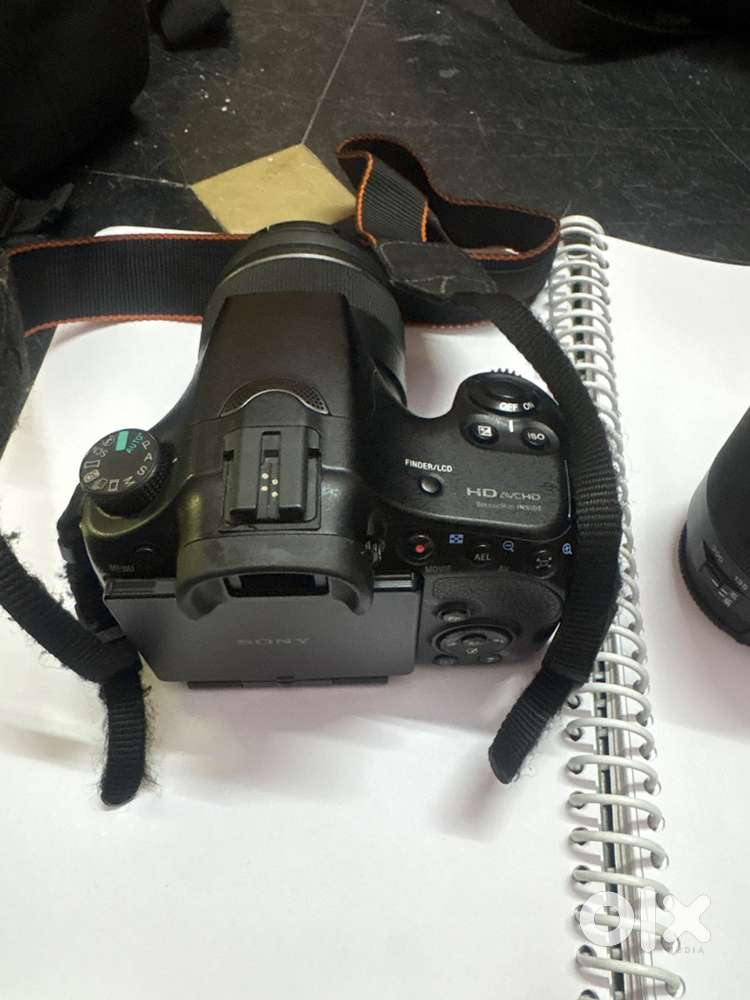 Sony Aplha 65