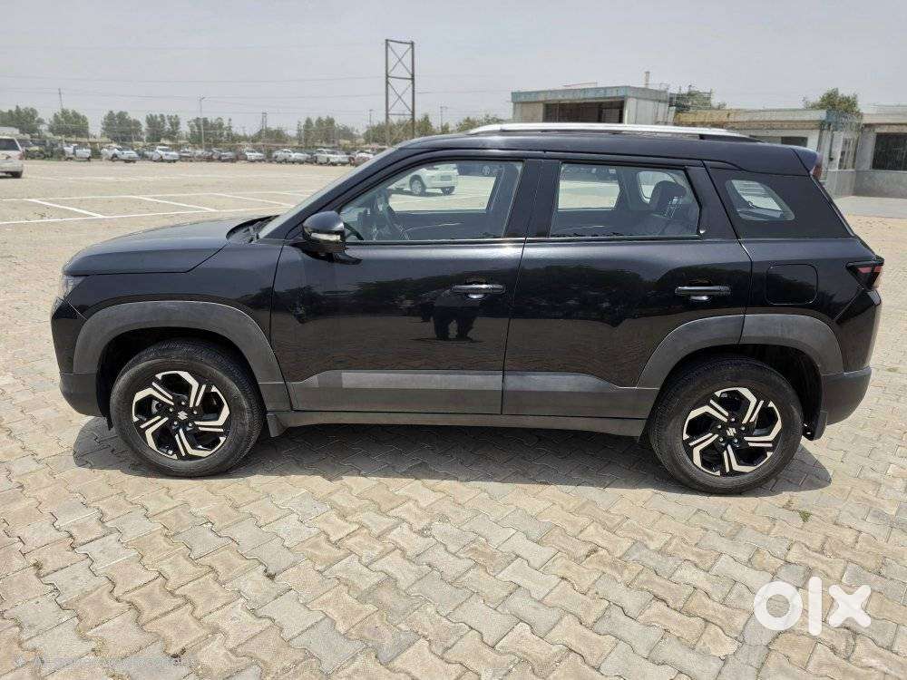 Maruti Suzuki Brezza 1.5 Zxi At Smart Hybrid Dual Tone, 2025, Petrol