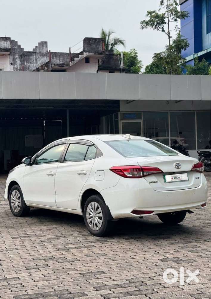 Toyota Yaris G Cvt, 2018, Petrol