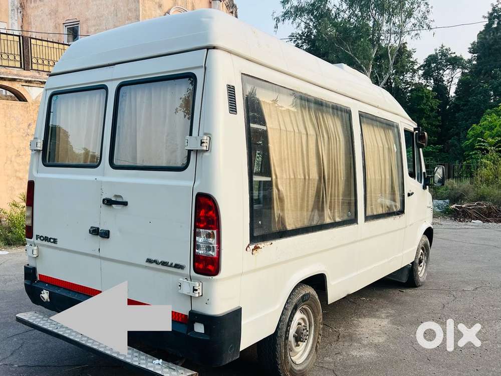 Force Motors Tempo Traveller