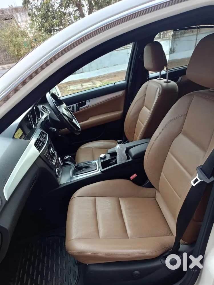 Mercedes C-class 2012 2.0 Petrol