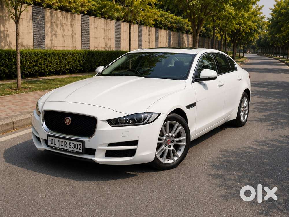 Jaguar Xe Petrol 2016