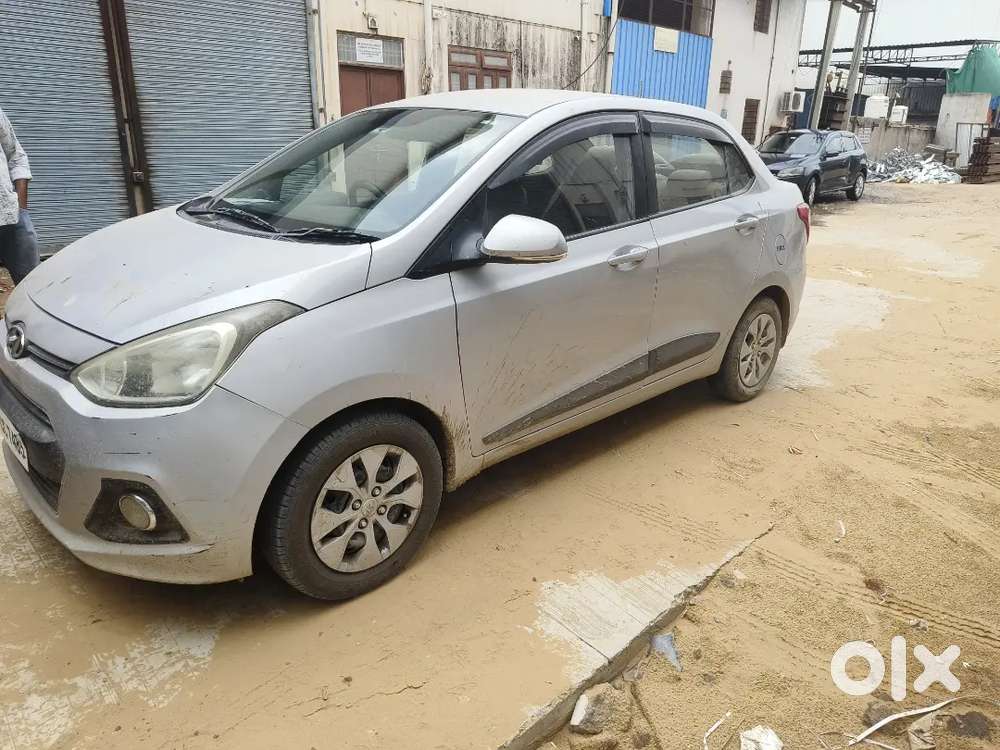 Hyundai Xcent 2016