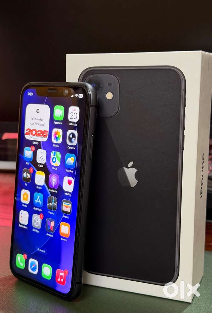 iPhone 11 (128 GB, Black)