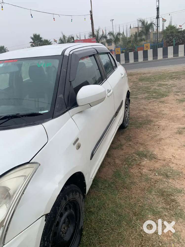 Maruti Suzuki Dzire 2015