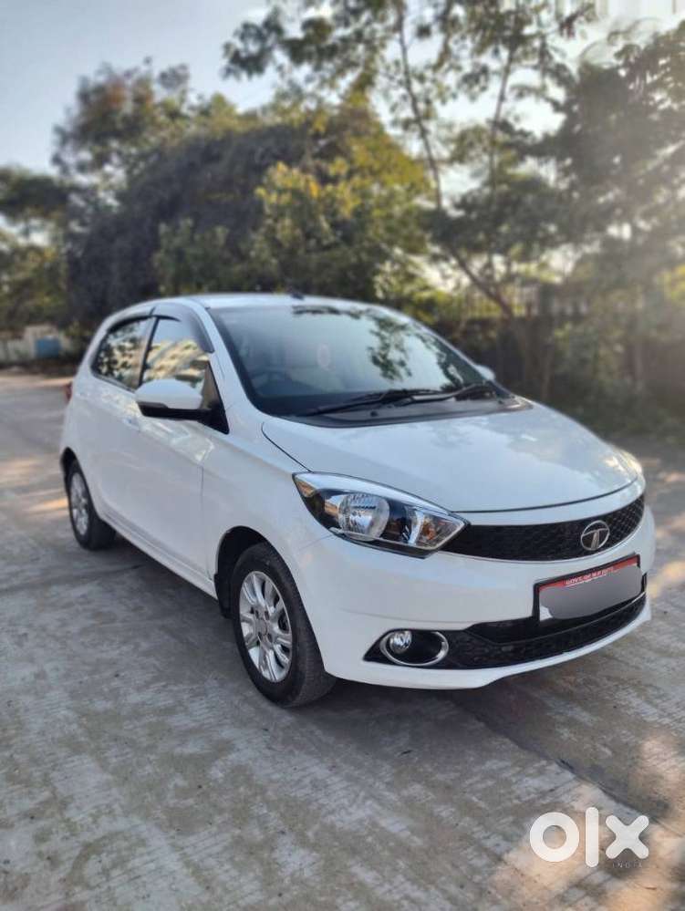 Tata Tiago 1.2 Revotron Xza, 2018, Petrol