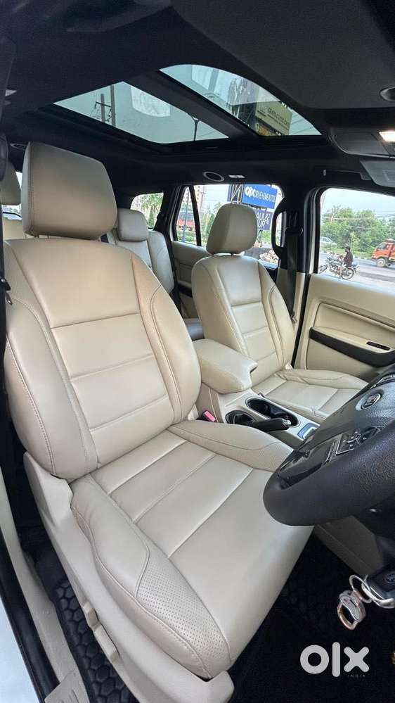 Ford Endeavour 3.2 Titanium At 4x4, 2017, Diesel
