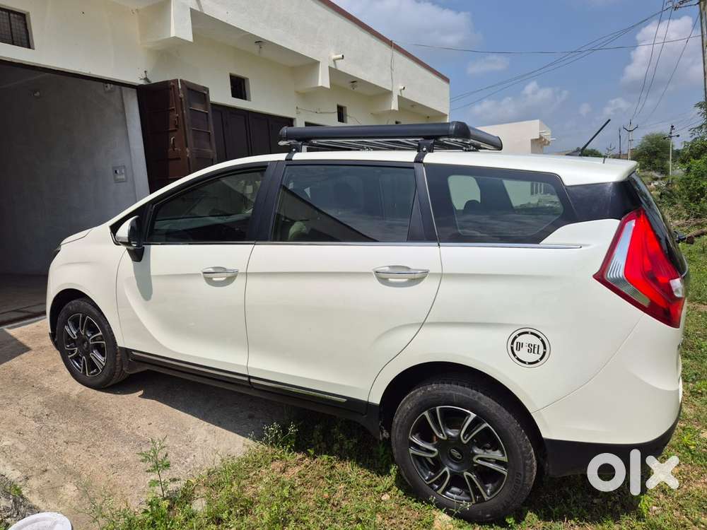 Mahindra Marazzo Diesel 2019