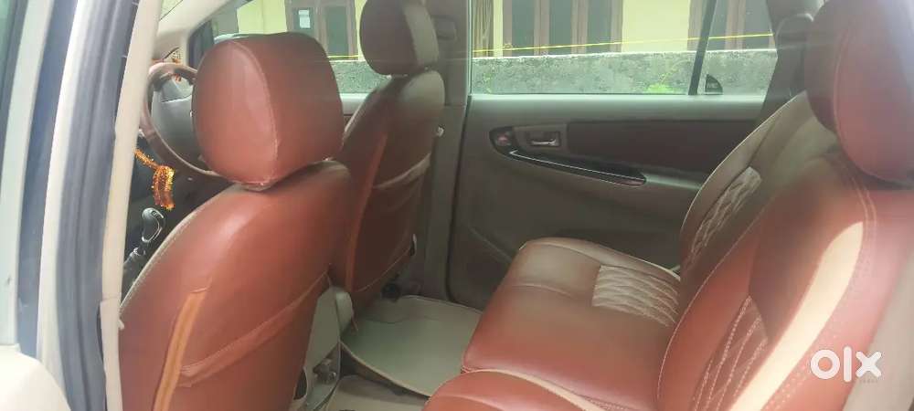 Toyota Innova 2013