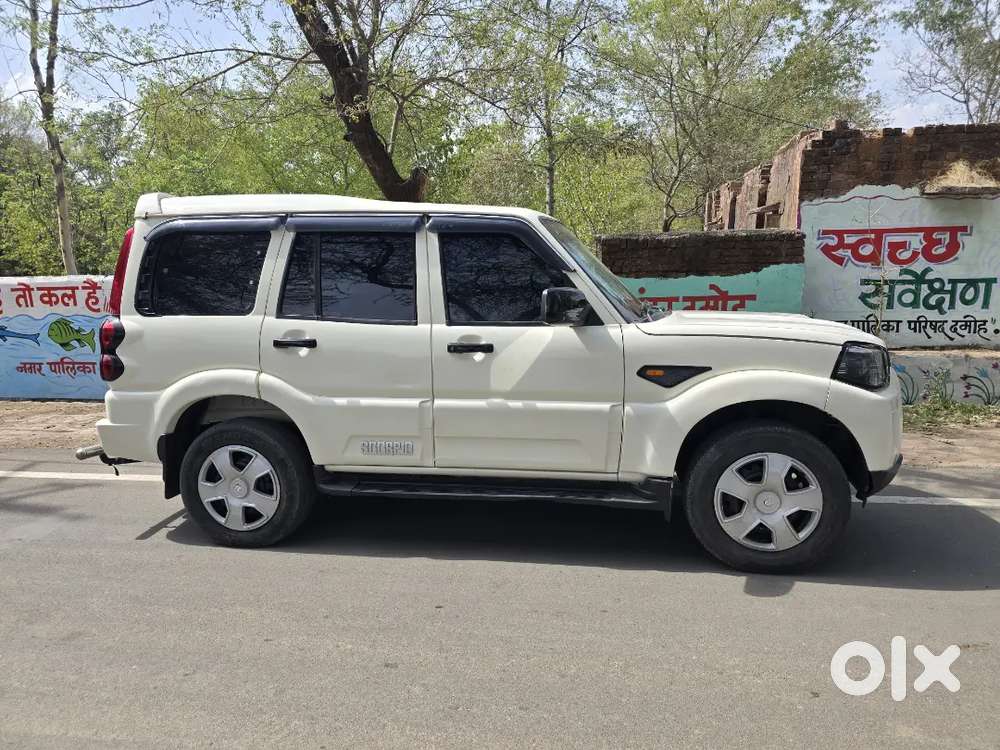 Mahindra Scorpio Hybrid 2016 Second Owner