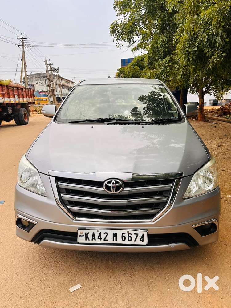Toyota Innova, 2015, Diesel