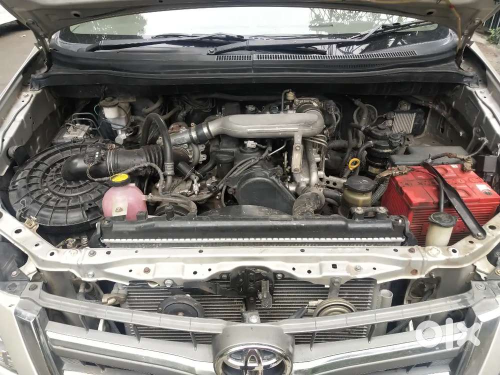Toyota Innova 2.5 2012