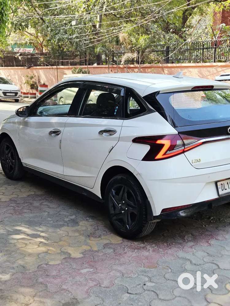 I20 Sportz - 2023 Petrol 12000kms Showroom Condition