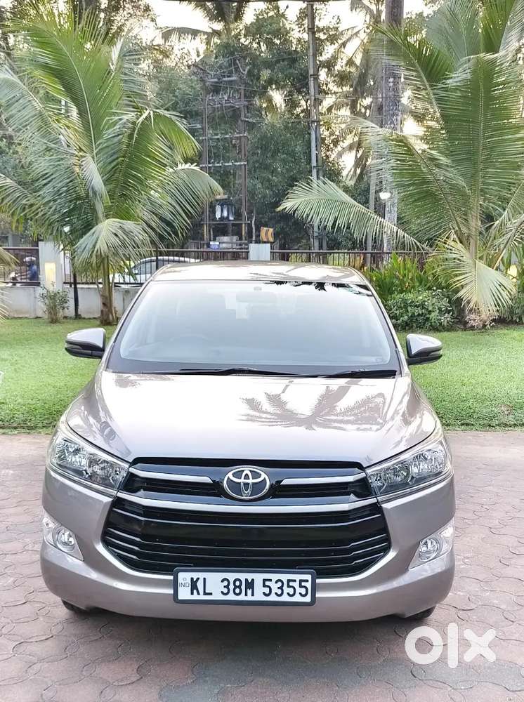 Innova Crysta 2.4 Gx, 8 Str, Manual, 2019/03 Model
