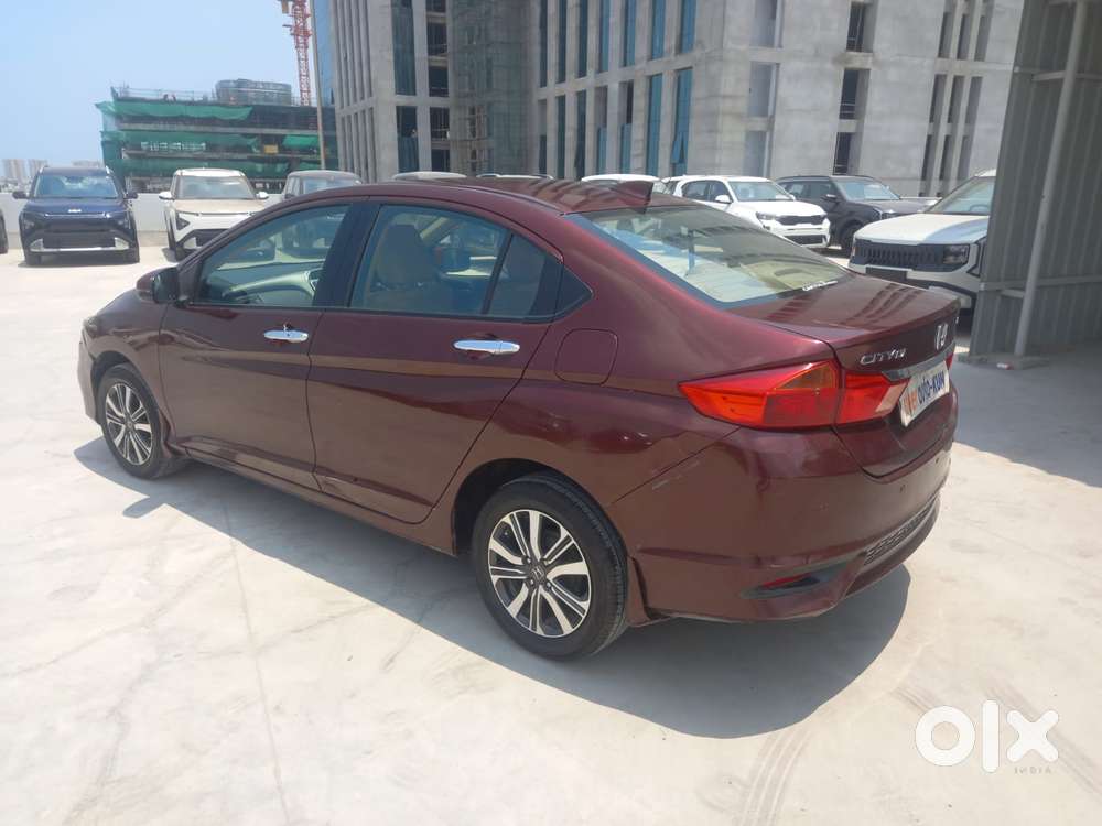 Honda City I-vtec V, 2018, Petrol