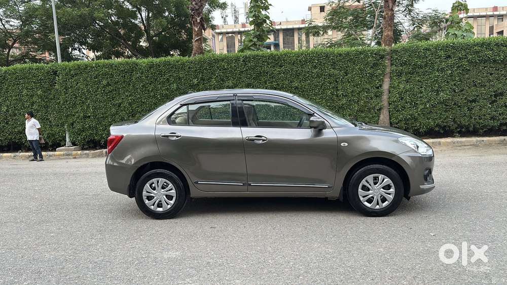 Maruti Suzuki Swift Dzire Lxi Optional-o, 2019, Cng & Hybrids