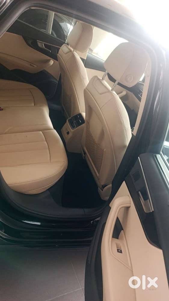 Audi A4 2.0 Technology 40 Tfsi, 2025, Petrol