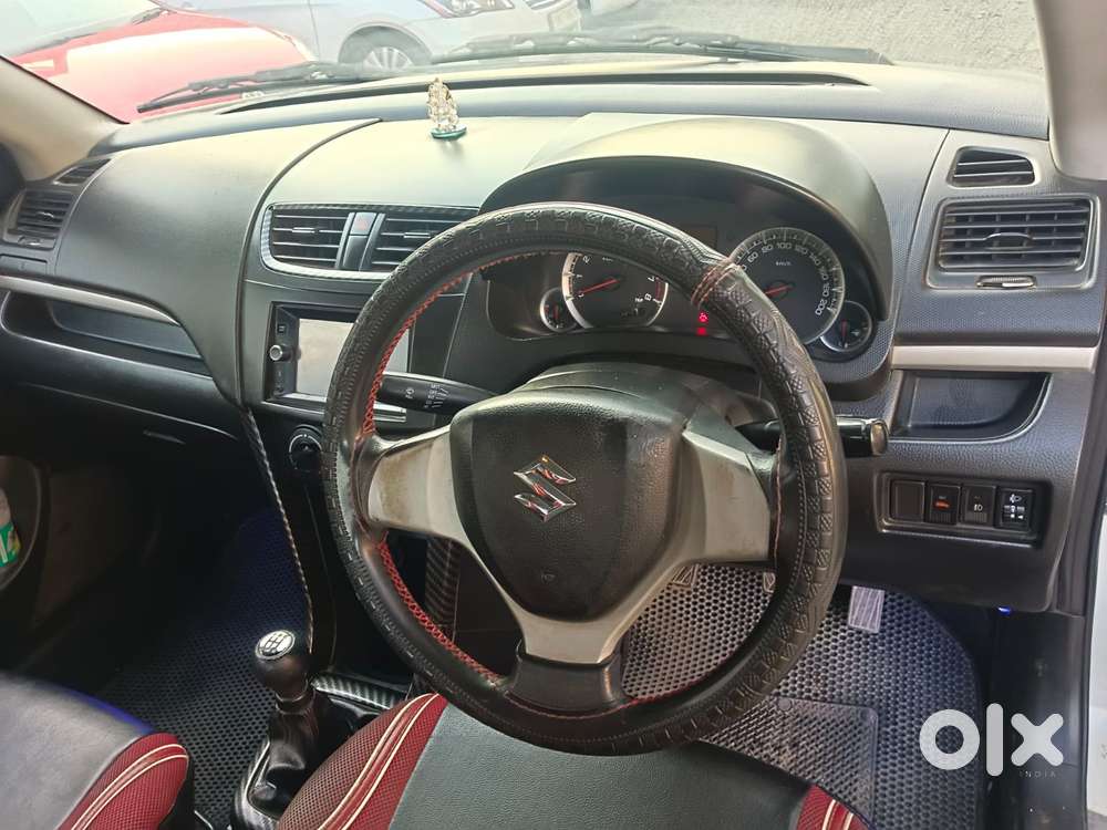 Maruti Suzuki Swift Vxi With Abs, 2016, Petrol