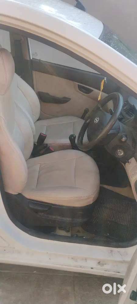 Hyundai Eon 2012 Petrol 68500 Km Driven