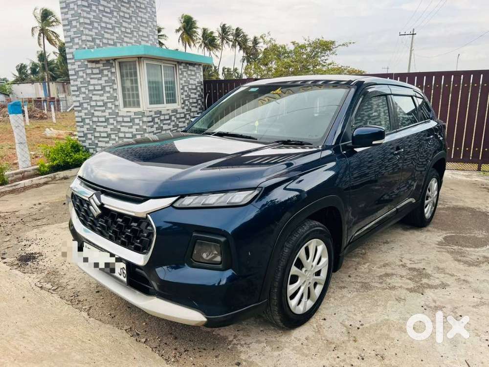 Maruti Suzuki Grand Vitara 1.5 Delta Smart Hybrid At, 2023, Petrol