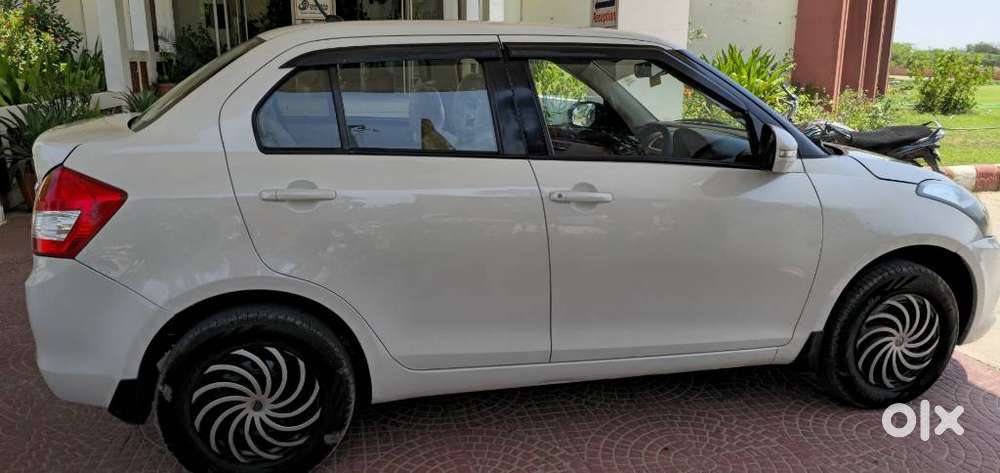 Maruti Suzuki Swift Dzire 1.3 Vxi, 2015, Cng & Hybrids