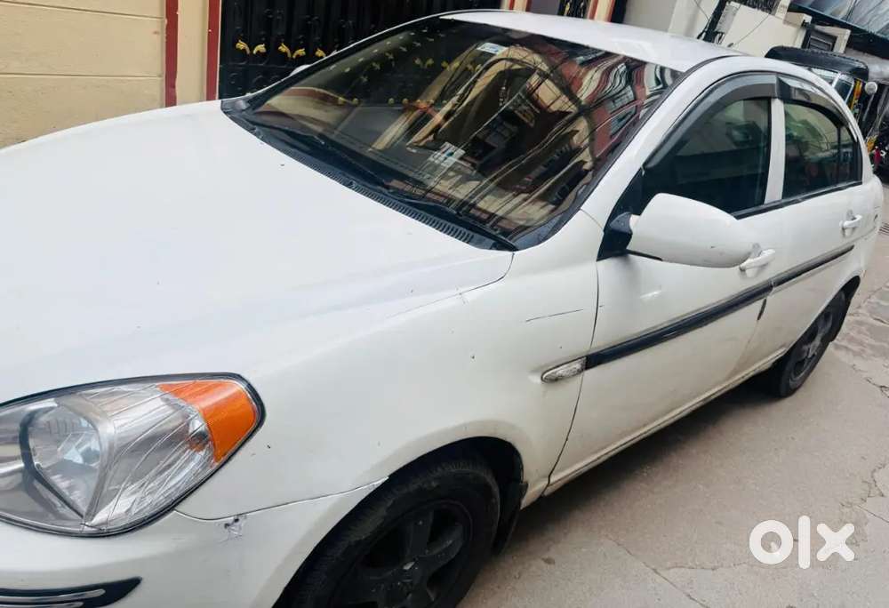 Hyundai Verna 2010 Diesel Manual