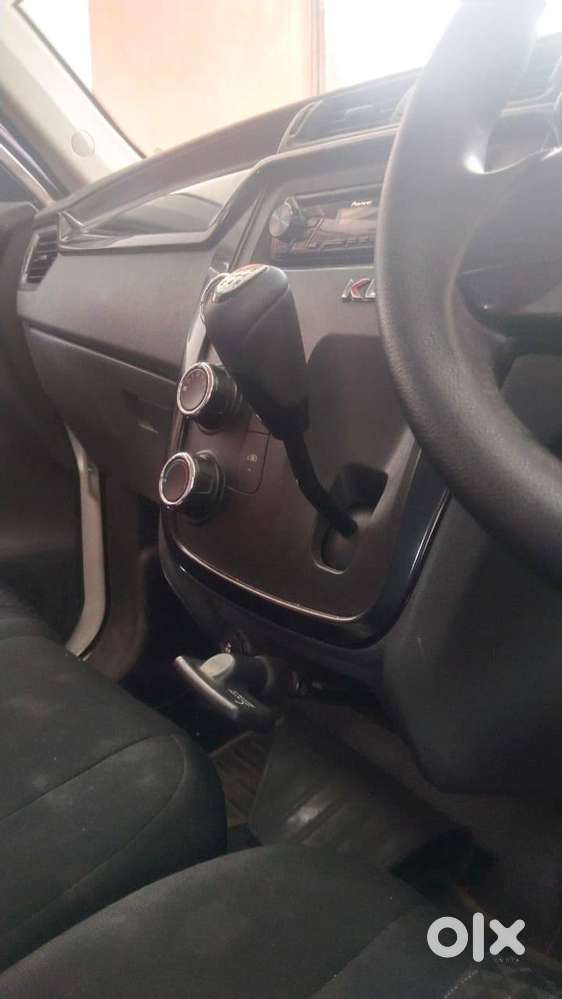 Mahindra Kuv100 Nxt 2017 Diesel Good Condition