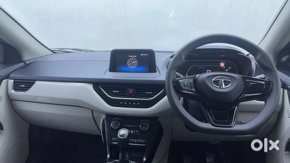 Tata Nexon 1.2 Revotron Xz Plus, 2022, Petrol