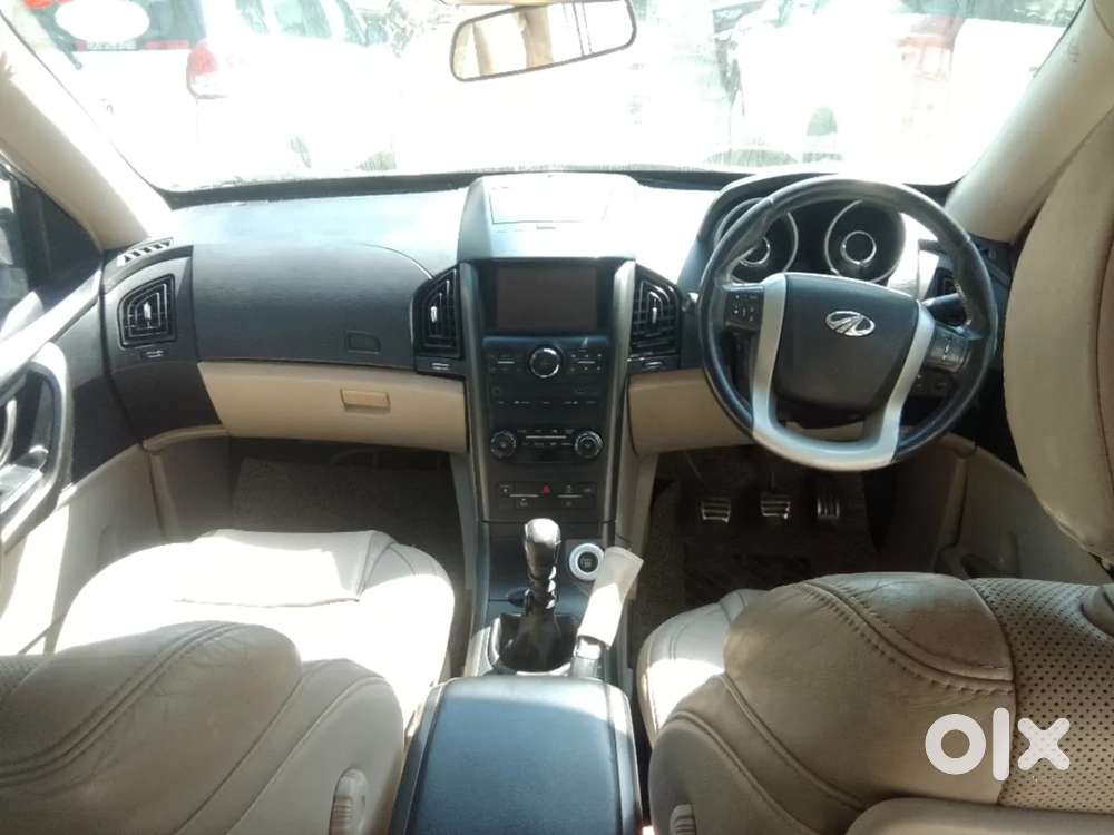 Mahindra Xuv500 At W10 Fwd, 2016, Diesel