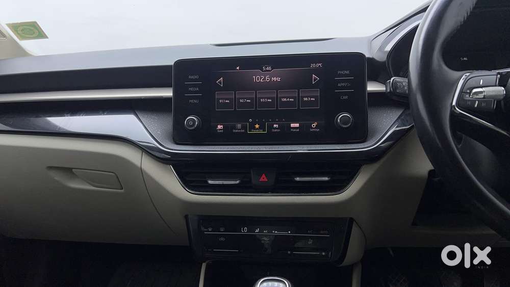 Skoda Slavia Ambition 1.0l Tsi Mt, 2022, Petrol