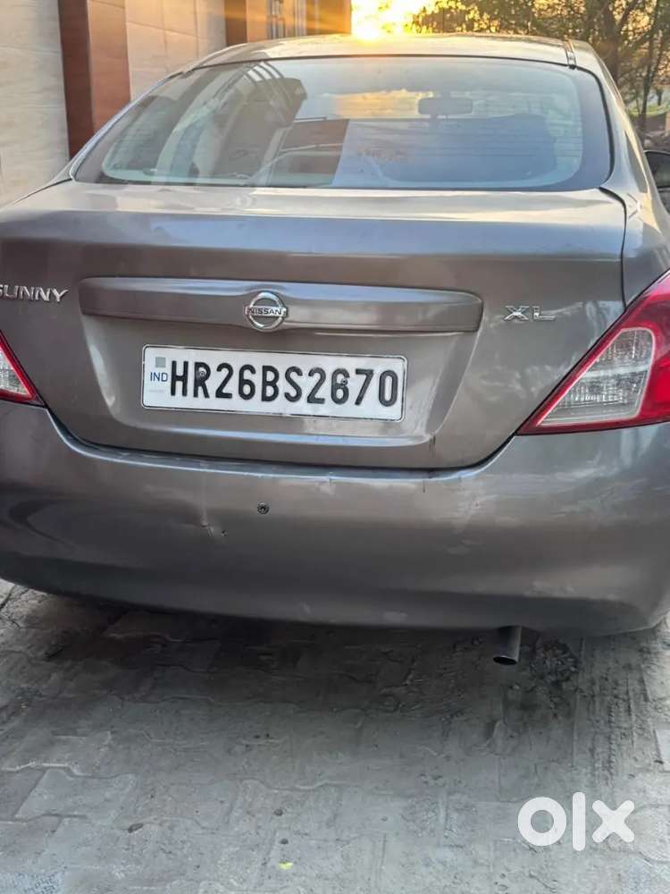 Nissan Sunny Petrol 2012