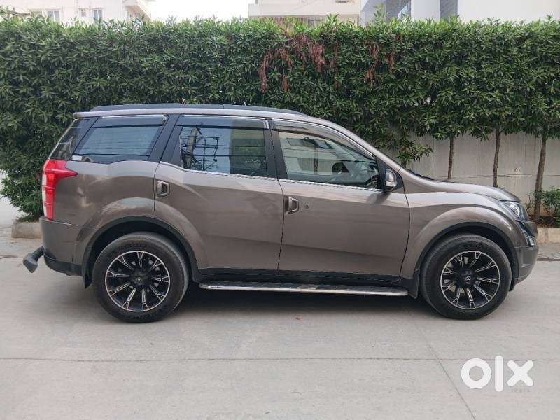 Best Deal In Market  Xuv500 W10at  50k Kms Driven  Fully Loaded