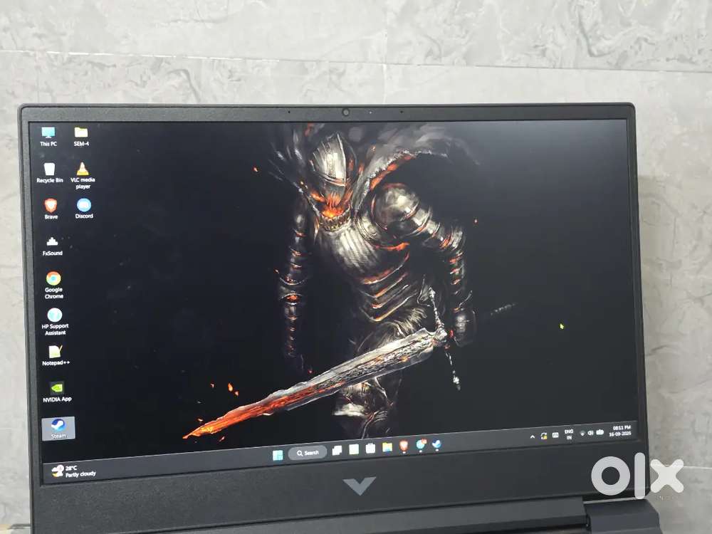 HP victus 1 year old with Bill and Box Urgent need of money