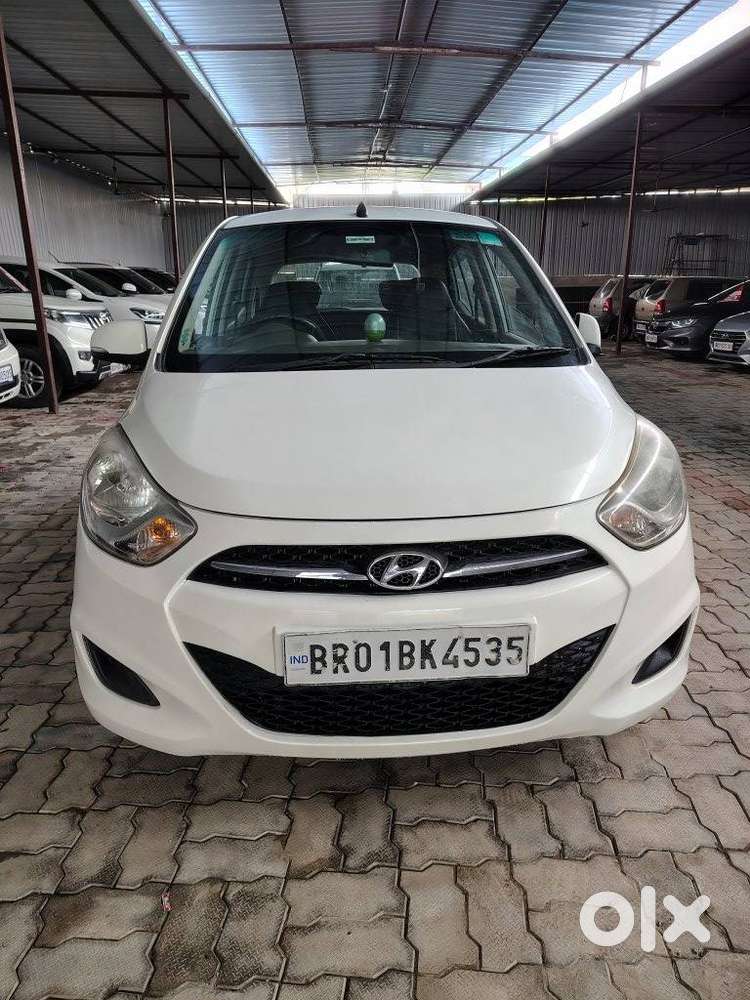 Hyundai I10 Sportz, 2012, Petrol