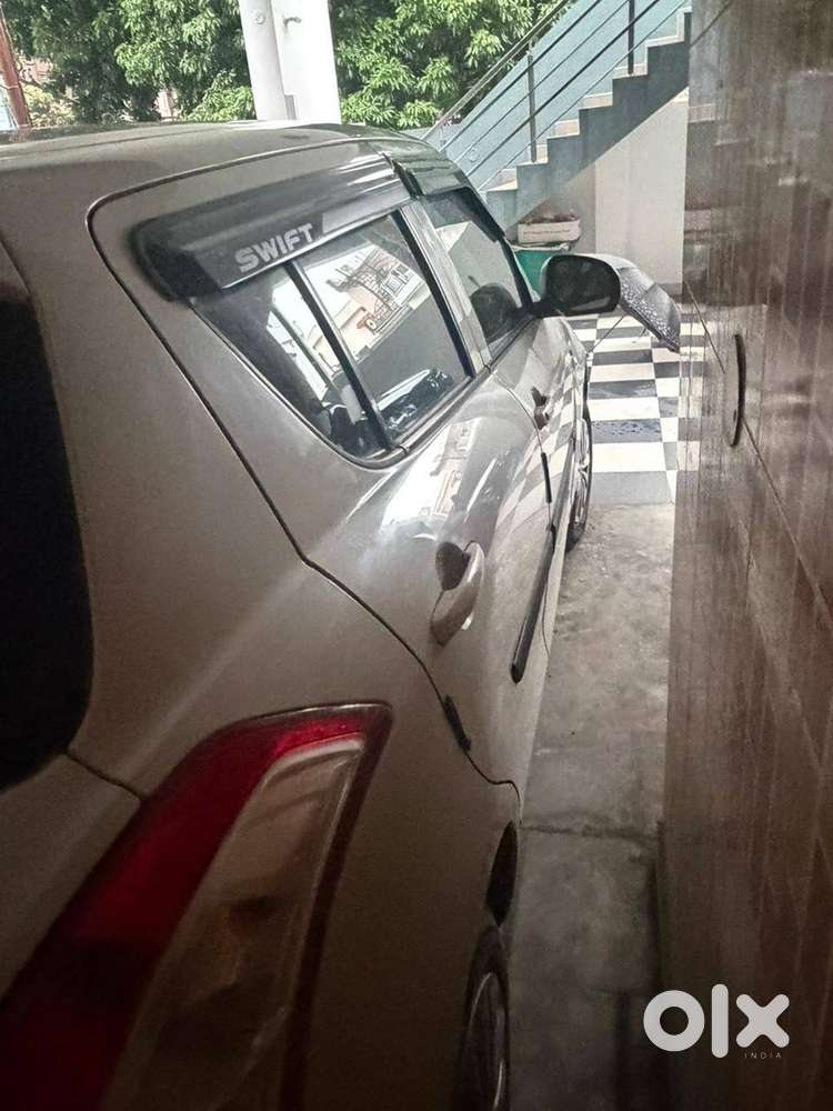 Maruti Suzuki Swift Petrol