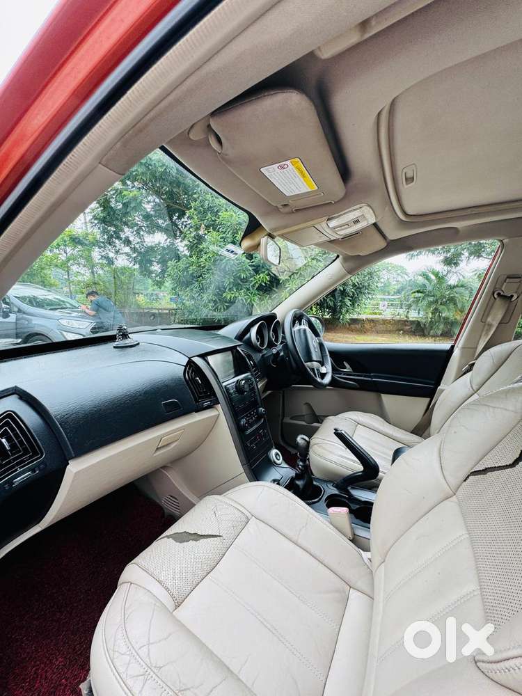 Mahindra Xuv500 2.2 W10, 2015, Petrol