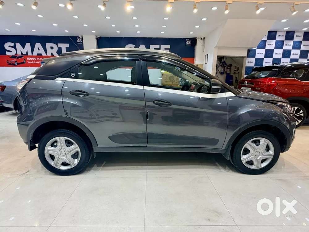Tata Nexon 1.2 Revotron Xma, 2023, Petrol