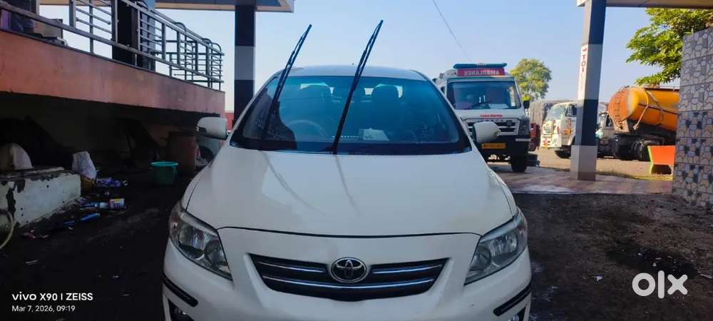 Toyota Corolla Altis 2010