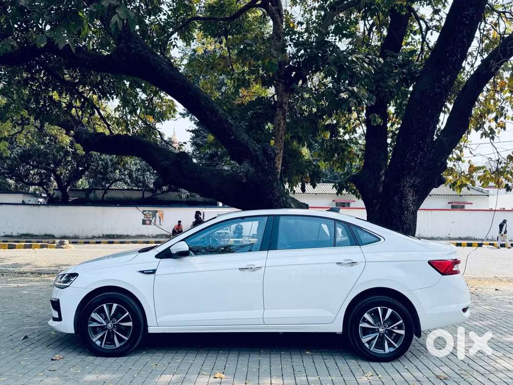 Skoda Slavia, 2024, Petrol