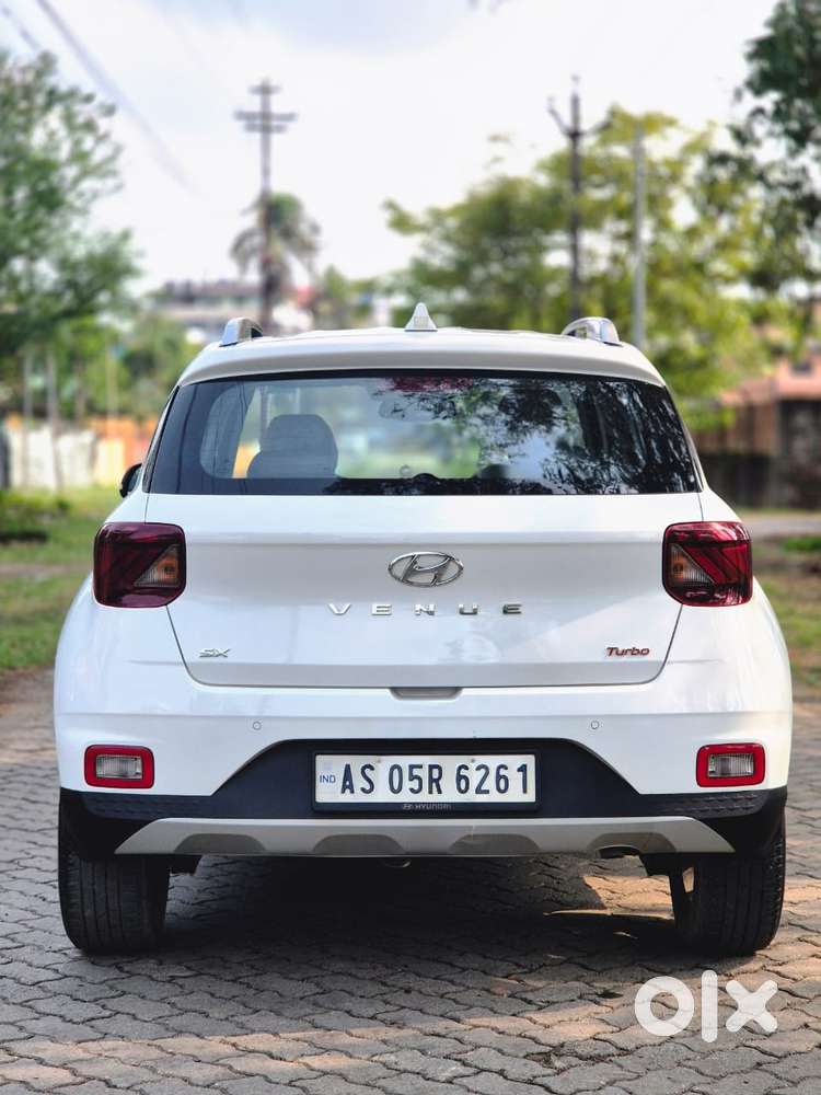 Hyundai Venue Sx Plus Turbo Dct, 2022, Petrol