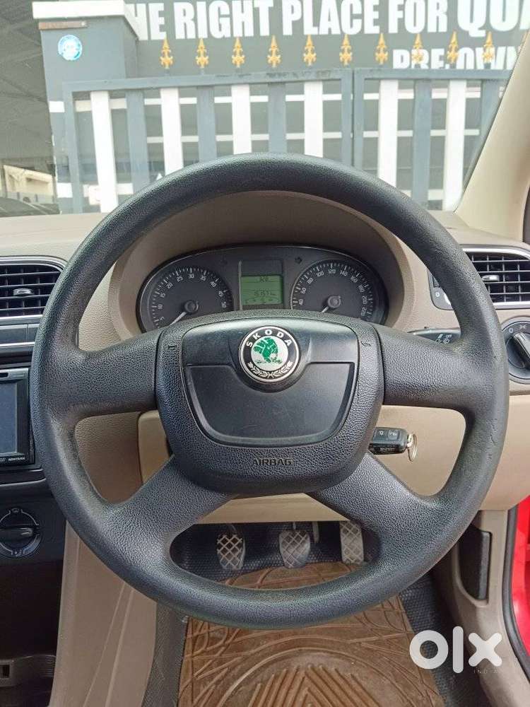 Skoda Rapid 1.6 Tdi Ambition, 2013, Diesel