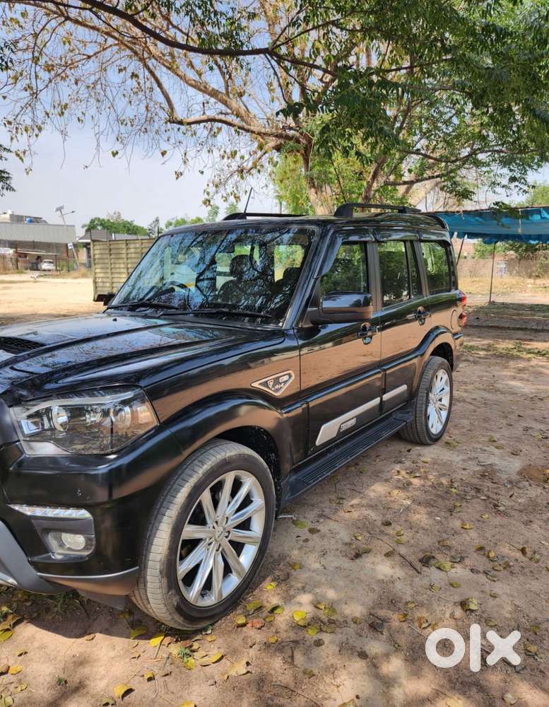 Mahindra Scorpio Classic 2.2 S 11 Mt 7 Str, 2023, Diesel