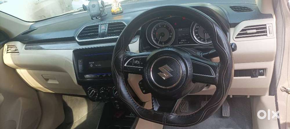 Maruti Suzuki Dzire 1.2 Vxi, 2023, Petrol