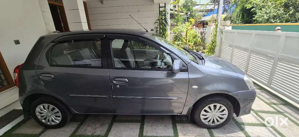 Toyota Etios Liva 2014 Petrol Well Maintained