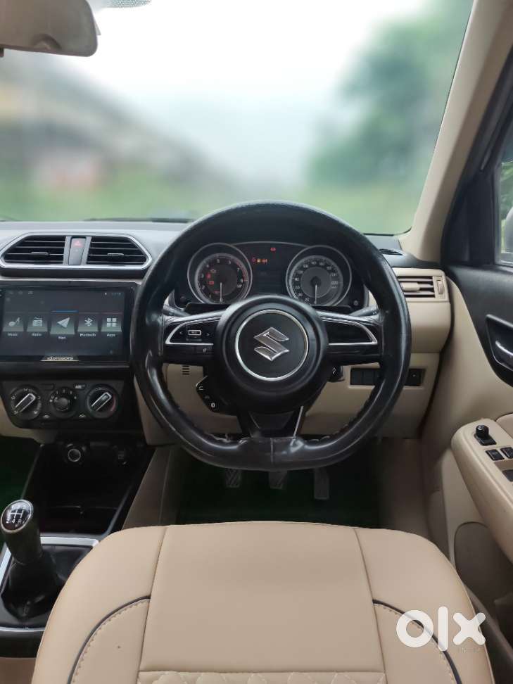 Maruti Suzuki Dzire 1.2 Vxi, 2022, Petrol