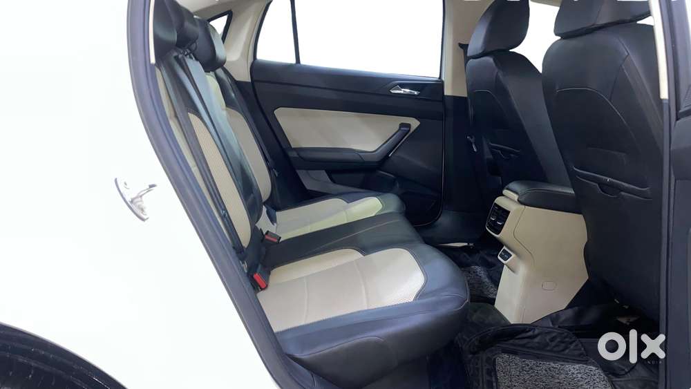 Skoda Slavia 1.0 Tsi Style At, 2022, Petrol