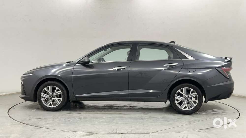 Hyundai Verna 1.5 Sx (o) Vtvt Ivt, 2025, Petrol