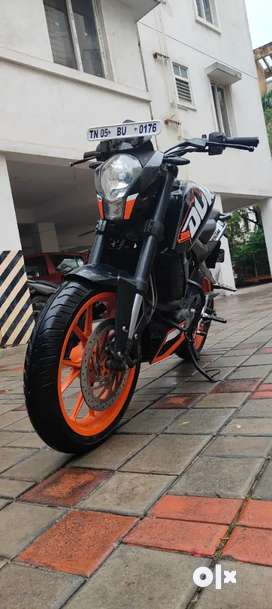 Olx shop duke 200