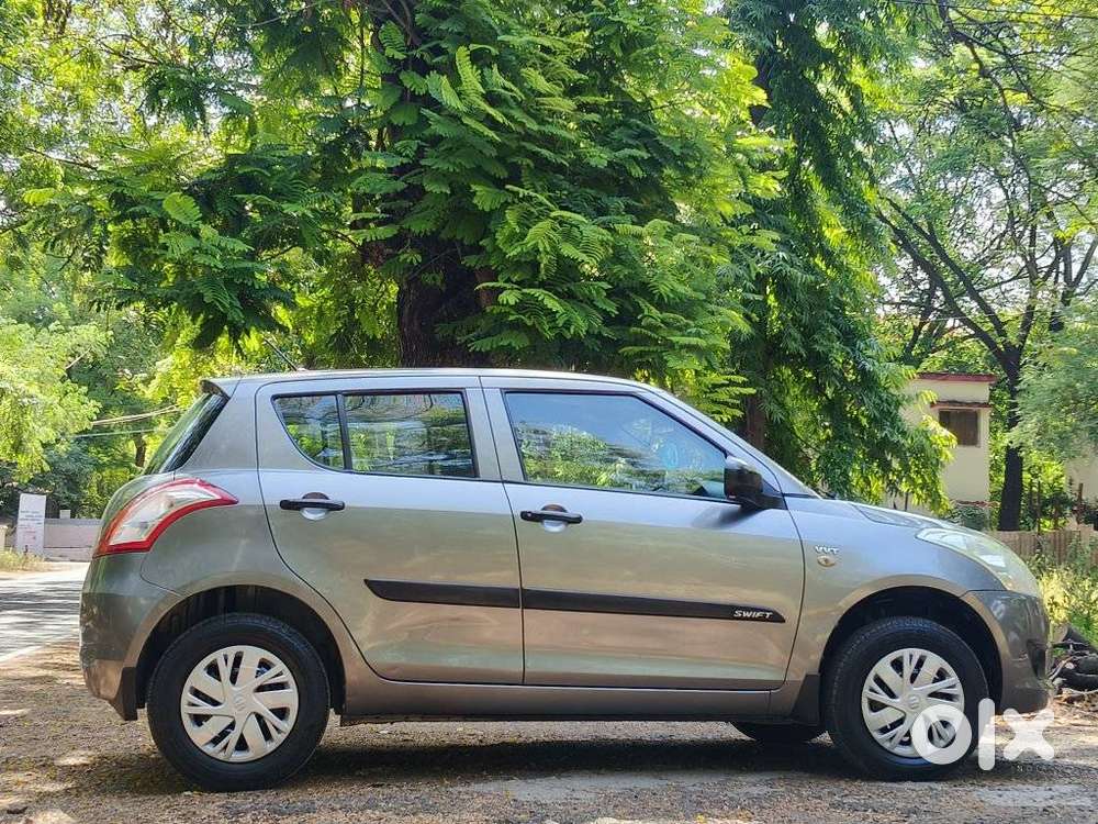 Maruti Suzuki Swift Lxi, 2012, Petrol